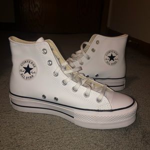 Clean Leather Platform Chuck Taylor All Star